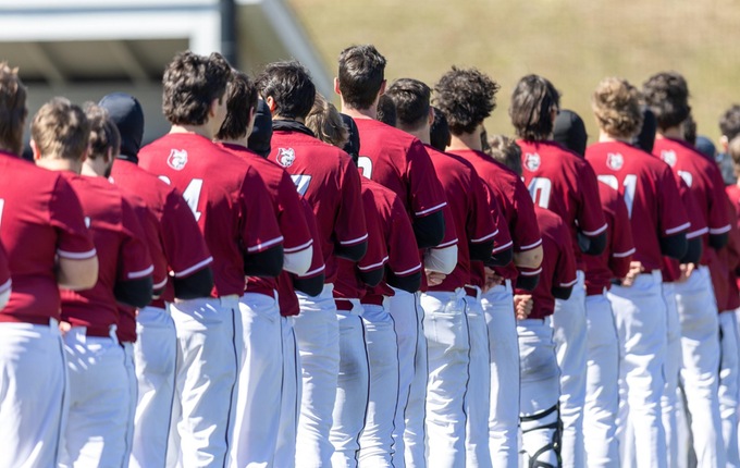 Baseball Concludes Regular Season With Doubleheader Loss to Bridgewater