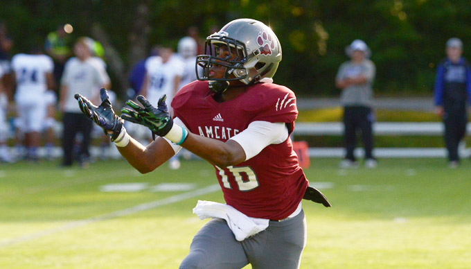 Mustangs Race to 55-21 Win over AMCAT Football