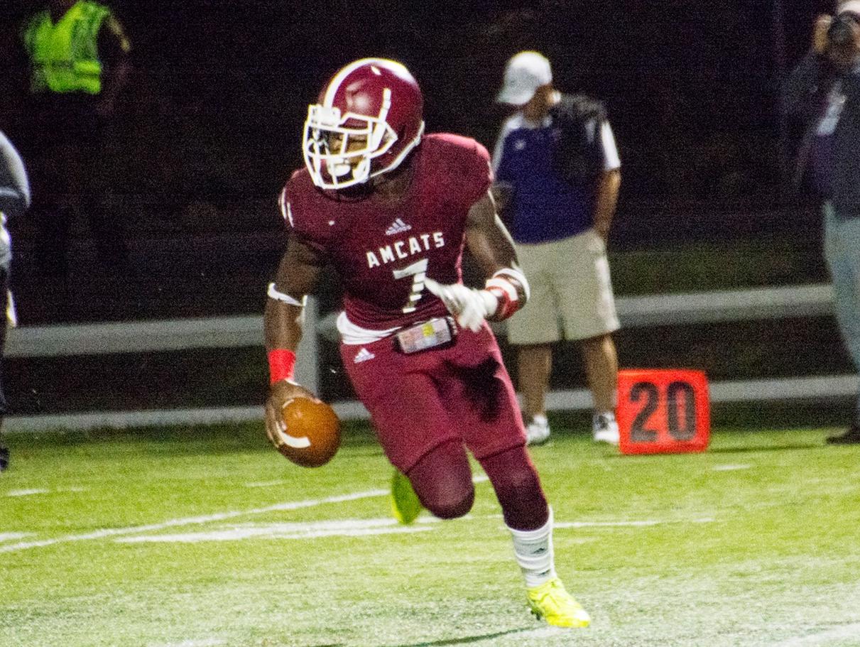 FOOTBALL: Anna Maria falls to SUNY Maritime