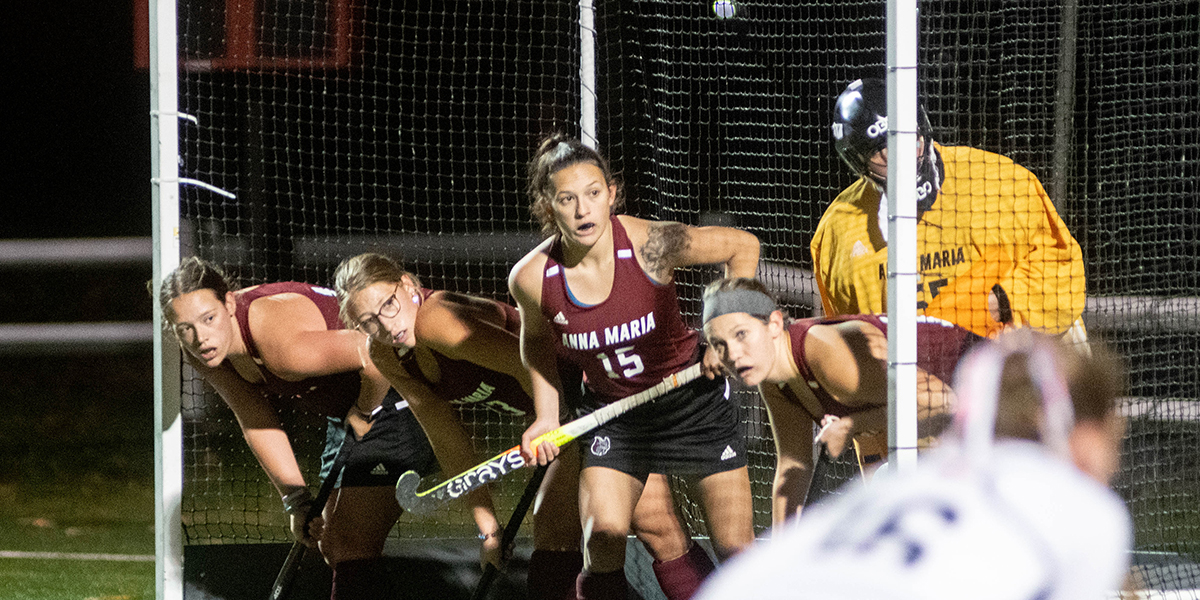 Wildcats Outlast Field Hockey to Wrap Regular Season