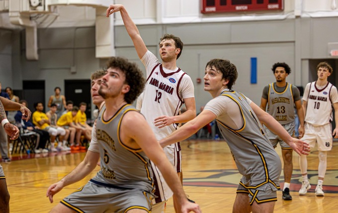 Men's Basketball Outpaces Trailblazers