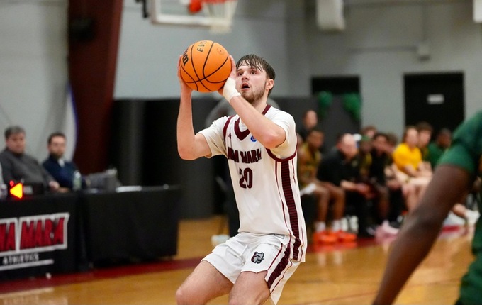Men&rsquo;s Basketball Falls to Fitchburg in Overtime Heartbreaker