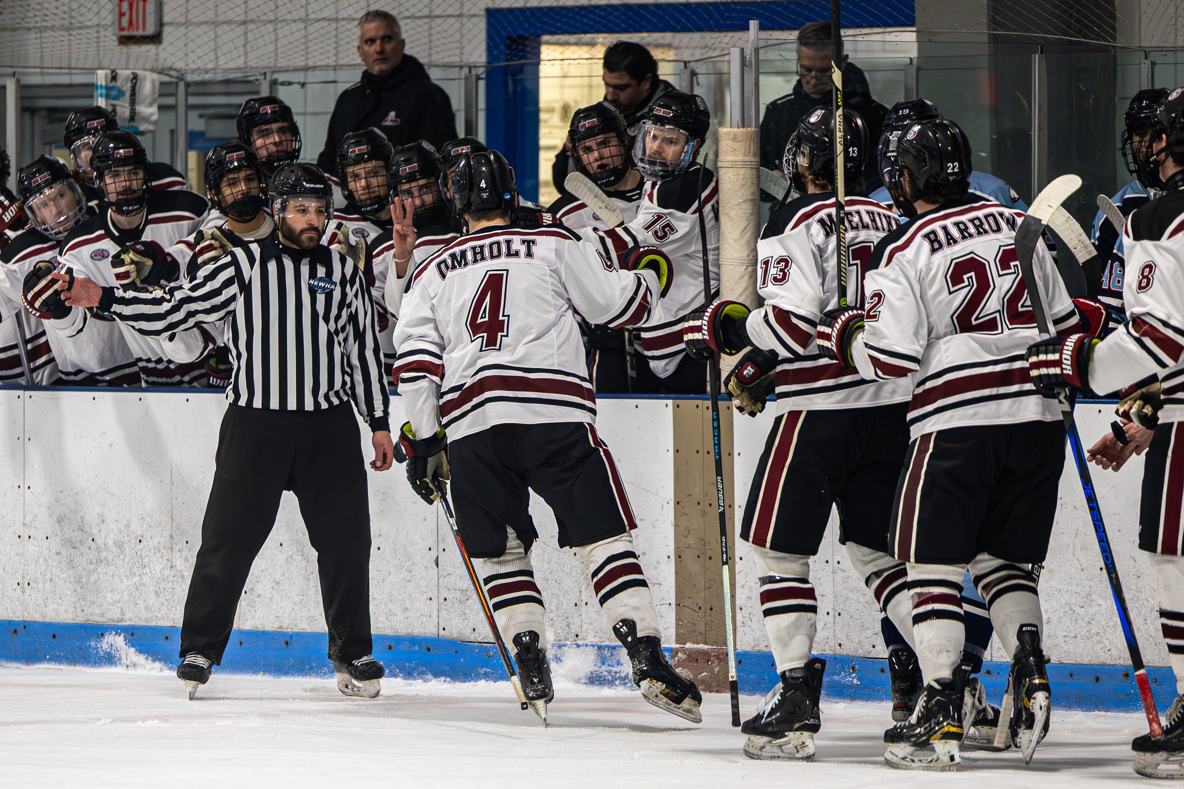 Men&rsquo;s Ice Hockey Skates Past Hiram, 7&ndash;1