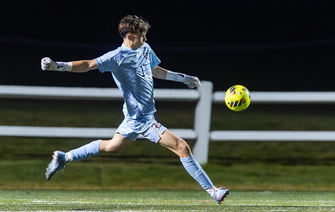 Men&rsquo;s Soccer Overwhelmed by Wheaton