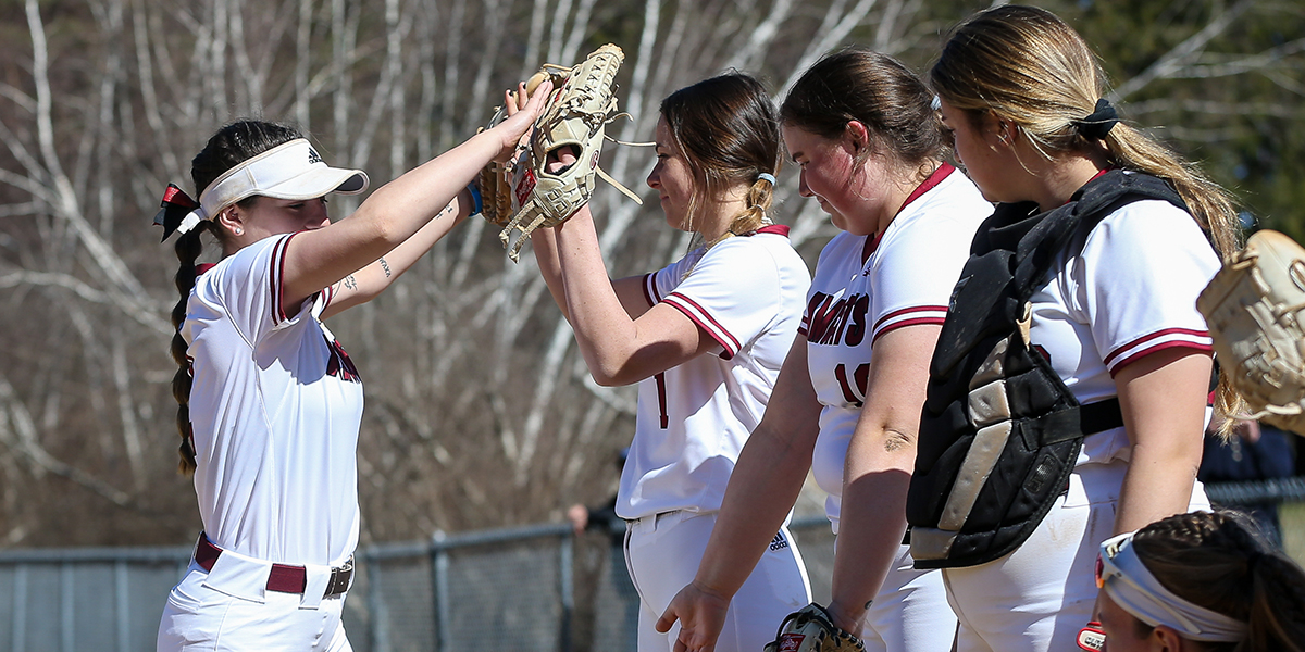 Day 4 of Gene Cusic Classic: Softball Wraps Spring Trip with Split Against SUNY Potsdam and Clark
