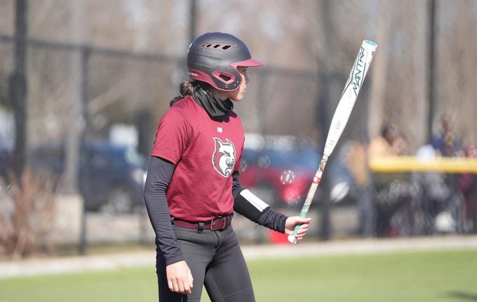 Softball Splits Doubleheader With Framingham, Doyle Hits Walk-Off Grand Slam