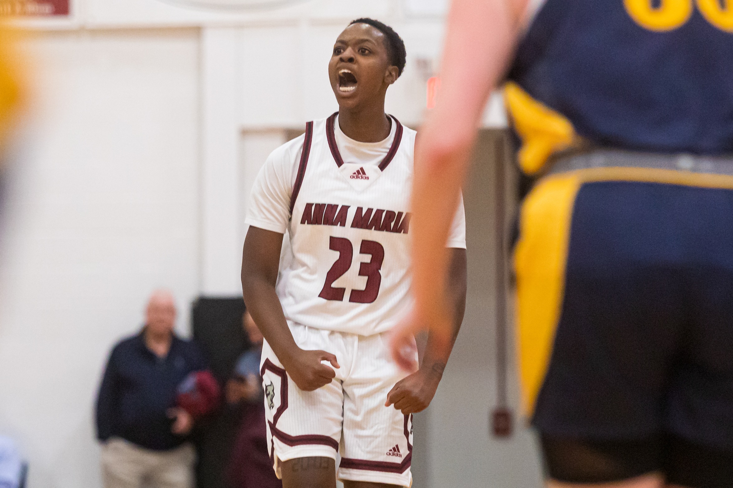 Women&rsquo;s Basketball Comes Back To Beat Raiders 76-72