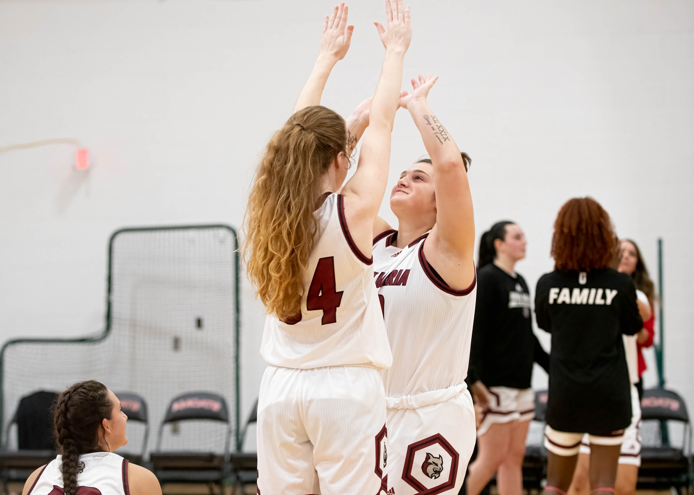 Women&rsquo;s Basketball Outshine Lasers 75-69