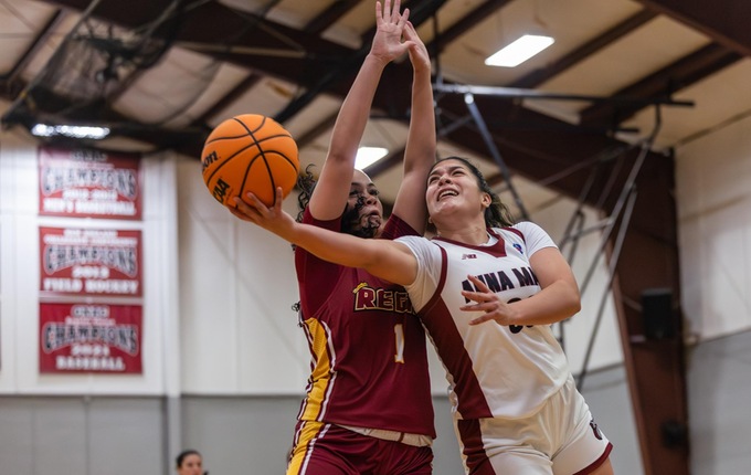 Women&rsquo;s Basketball Outpaced by Owls