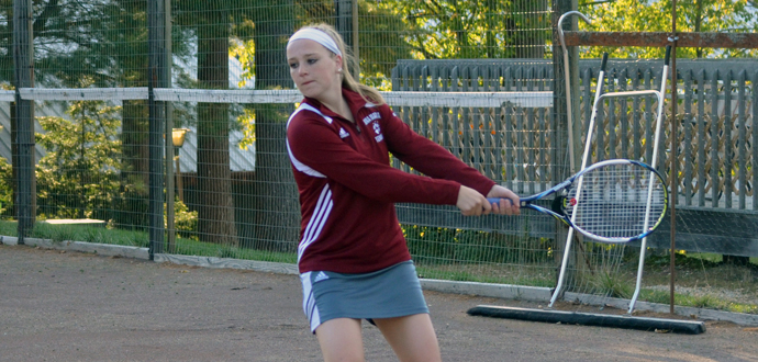 Tennis Falls to Blue Jays, 8-1