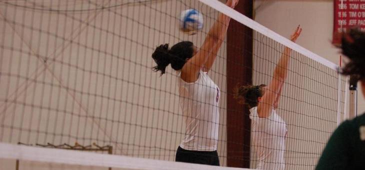 Curry Picks Up 3-0 Win