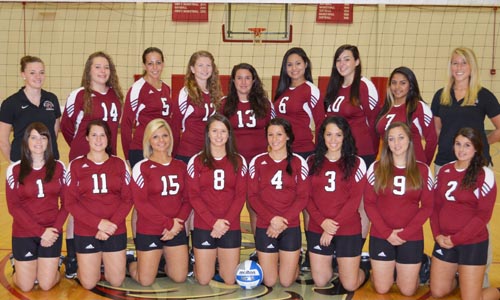 Curry Outlasts AMCATS in Volleyball Action