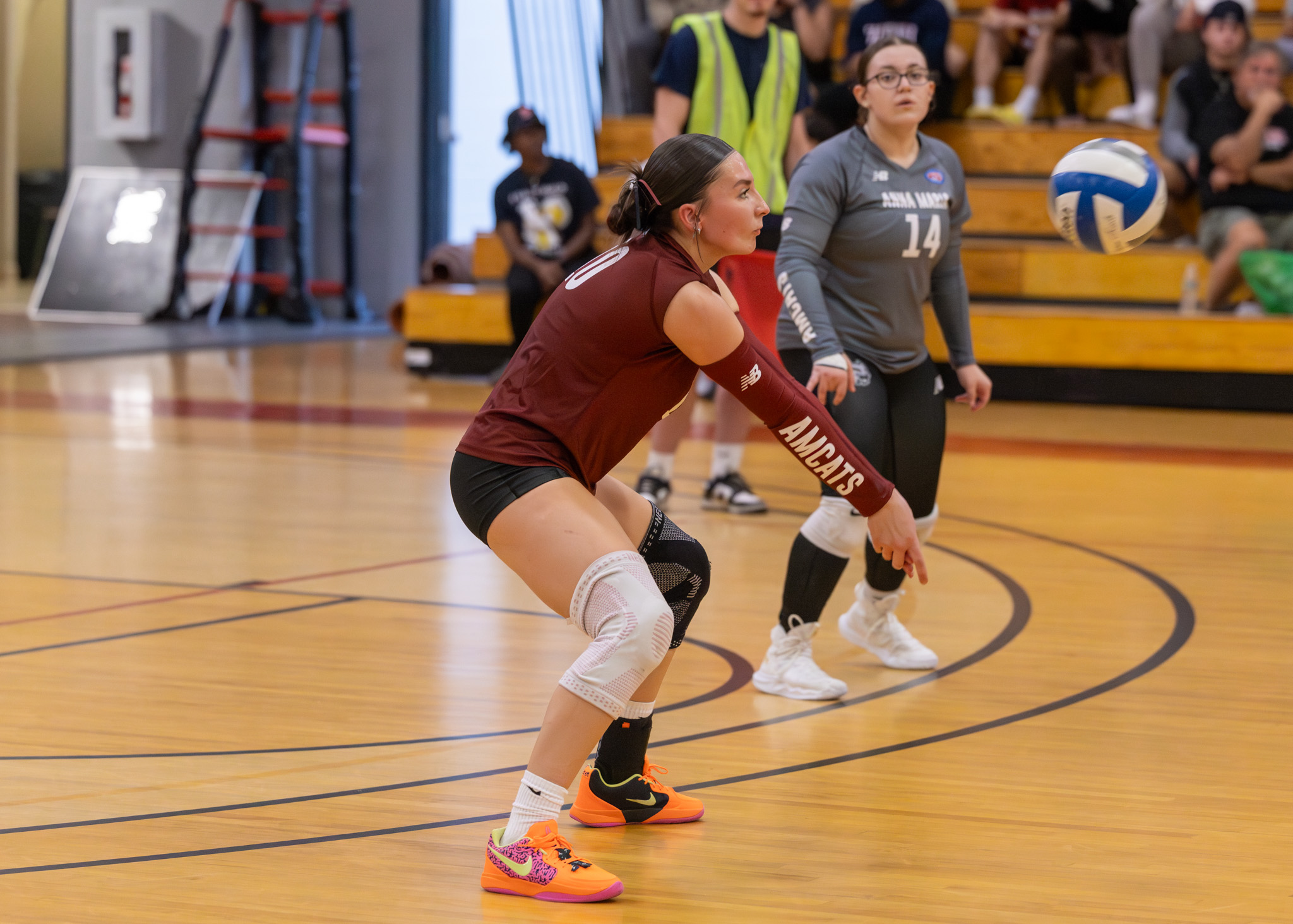 Volleyball Drops Nail Biter To Falcons