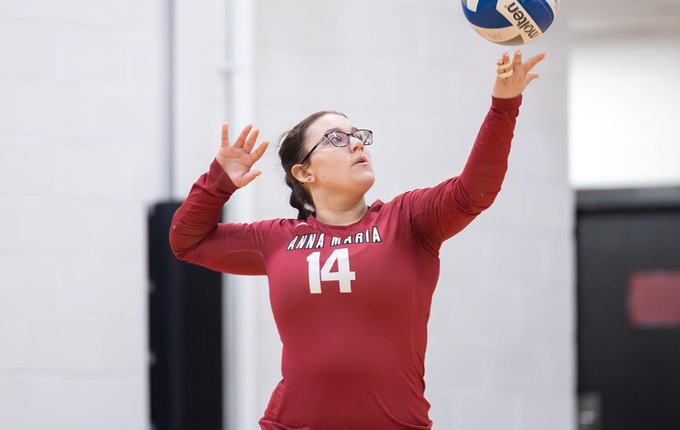 Women&rsquo;s Volleyball Beaten by Bay Path