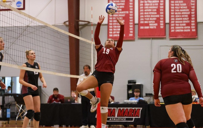 Women&rsquo;s Volleyball Drops Non-Conference Match to Fisher